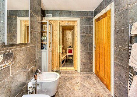 33370059-7E51F33C-FdkiRdzsD0G-MVnigl-Byw