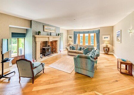 33370059-610AFC9D-dcLclEeleka9CPDuAsGt0A