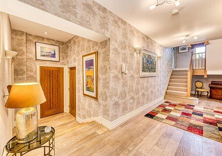 33370059-0D8B8DC2-BUx_dPxTU0mas-2ua5pc_Q