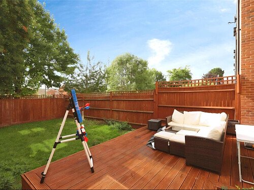 9FAE3A31-5614-4607-AEAE-4E5679F65971