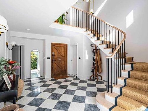 2c1bce3e-4d78-42a5-a036-e69939404dbc