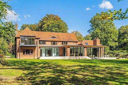 a34272b7-5333-451c-a2fd-8f19eddeba69