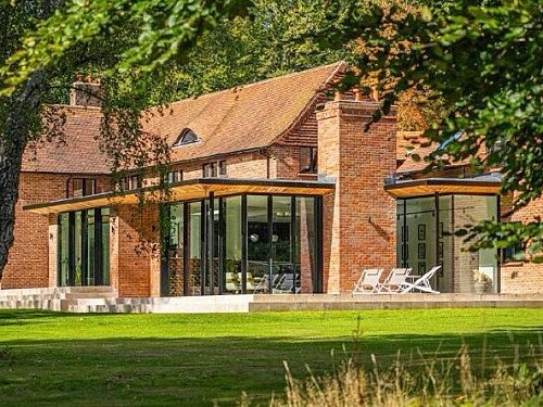 cebe4565-b7e6-4e48-a50b-55bf1f1f1f52