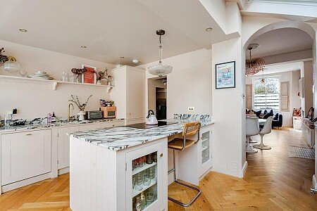 Kitchen 2