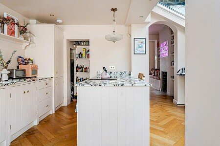 Kitchen 5