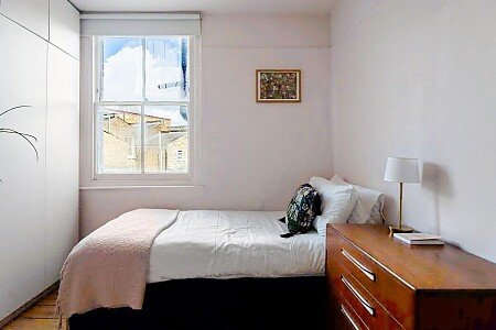 Second bedroom 3