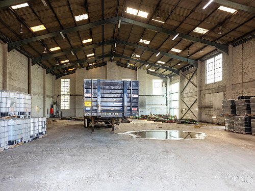 Warehouse-15