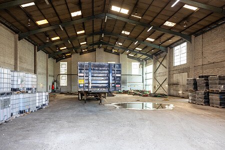 Warehouse-15