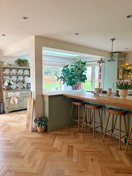 Lou Burditt Sycamore House Kitchen Dining Area 4