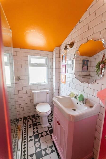Bombina House bathroom-1
