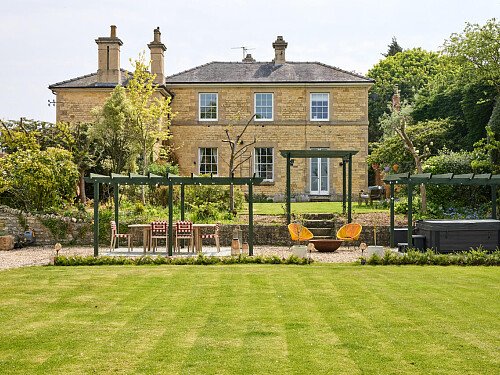 hillside-house-12