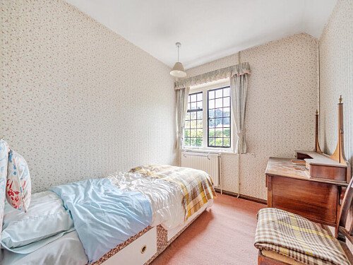 small bedroom