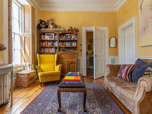 7 Union Crescent 011