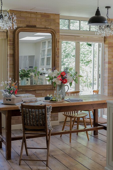 TheTaylorMadeHouseLocationShootTMHFinished-290008