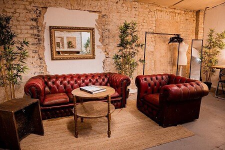106. Pages Walk - Film Location & Event Space