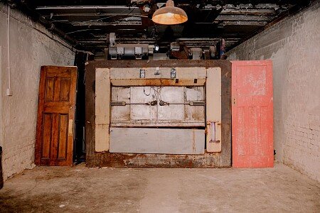 115. Pages Walk - Film Location & Event Space