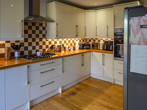 Kitchen 6