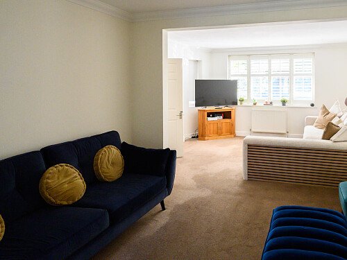 Lounge 4